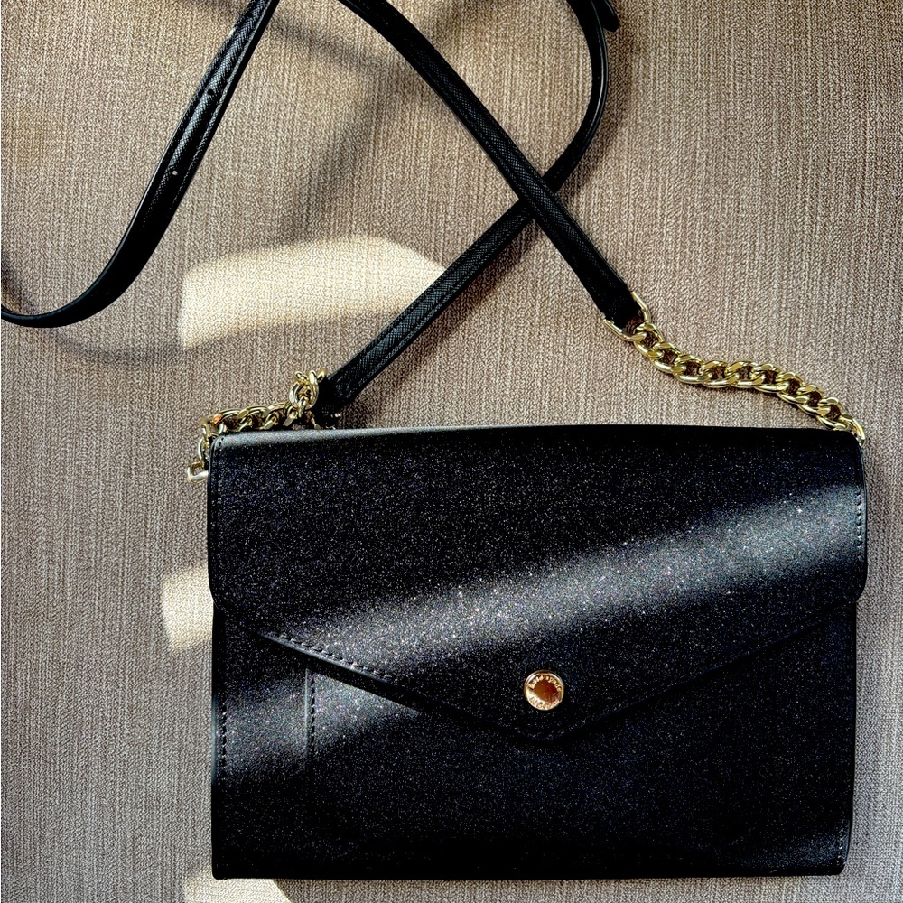 Perfect Vegas/club purse!